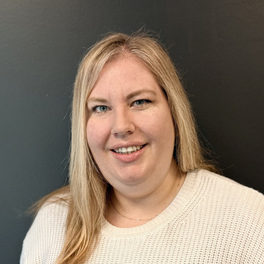 Natalie Ganoe, Driveaway Driver Manager at TSV Logistics